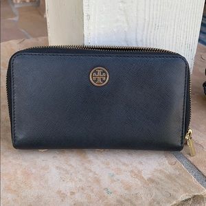 Authentic Tory Burch double zip wallet